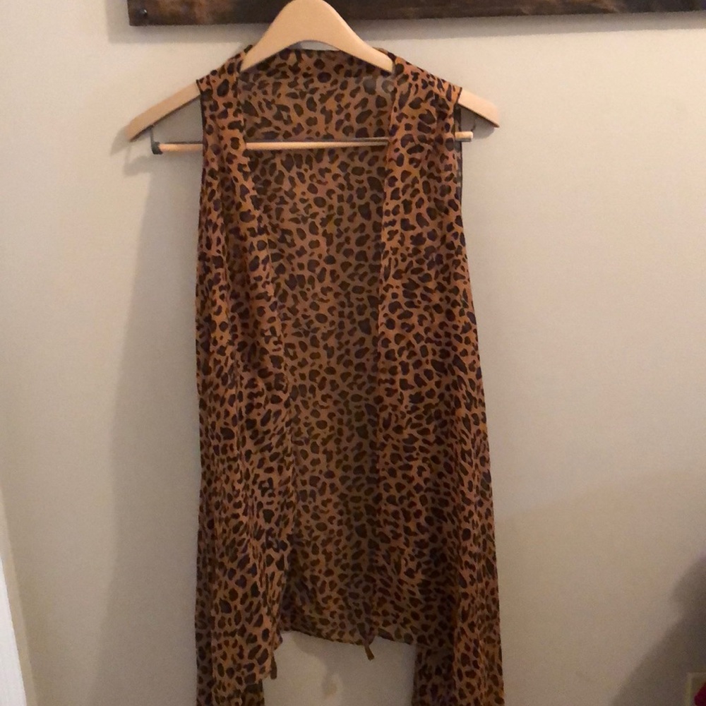 Leopard vest